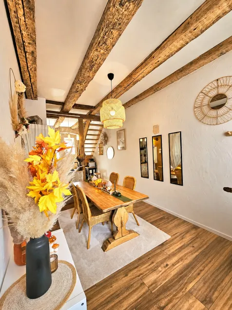 L'Atypique des Remparts • Waterfront charm - Image 1