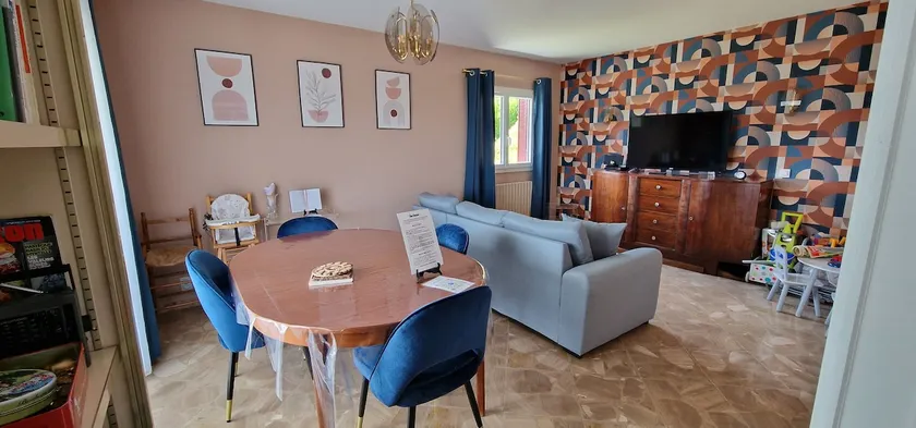 Detached house for 4 people + garden and garage - Image 1