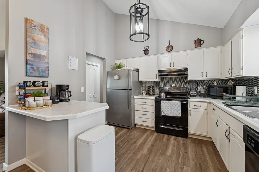 The Jack Pine House | 10 minutes from Downtown - Image 1