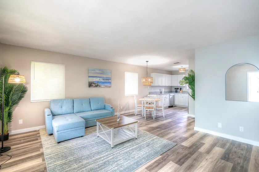 2 BR Coastal Home: 1 Mi to Beach, Walk to Eats! - Image 1