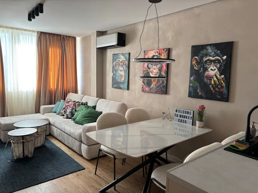 Monkey Casa - Modern and Cozy! - Image 1