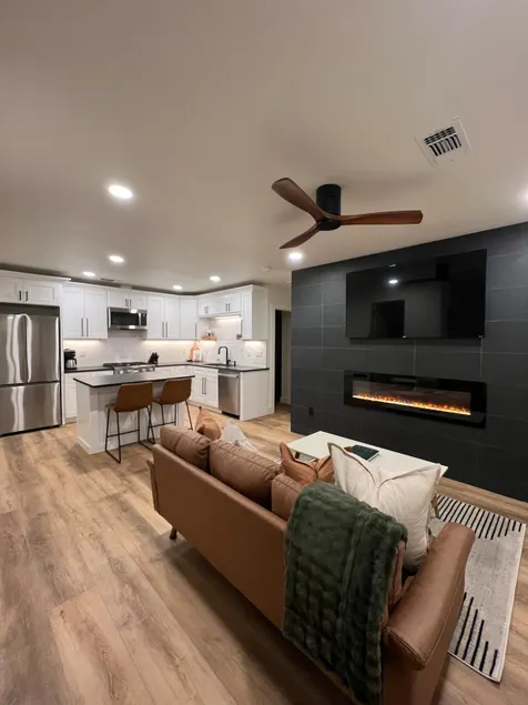 Lytle Guest Suite - Image 1