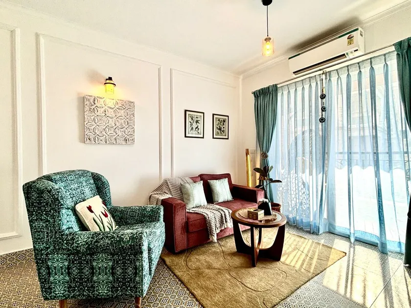 7 Luxe Solace Field Localvibe - Image 1