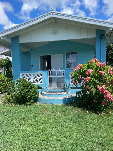 Windy Mill Blue Cottage - Image 1