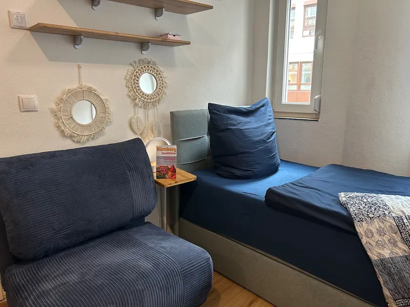 Modern mini room near the city, self check-in, parking - Image 1