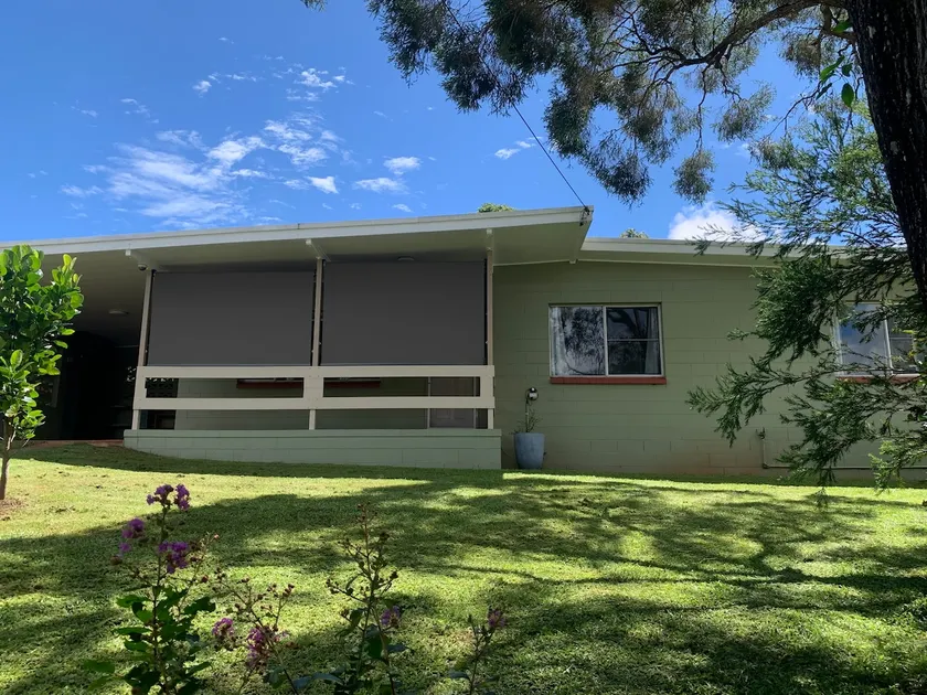 Central, Tidy and Private 3 Bedroom - Image 1