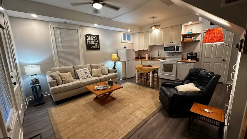 Cozy Loft Apartment - Image 1
