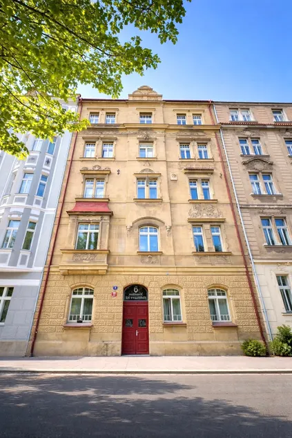 Cozy Garden Home | Prague Castle - Image 1