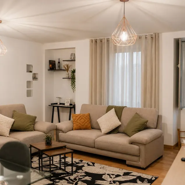 Ribeirinha Guesthouse - Image 1