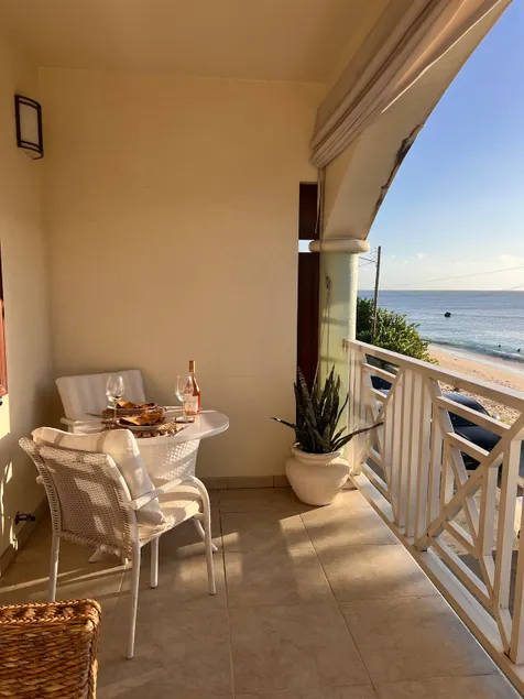 Bamaluz at White Sands. Beachfront 2 bed apartment - Image 1