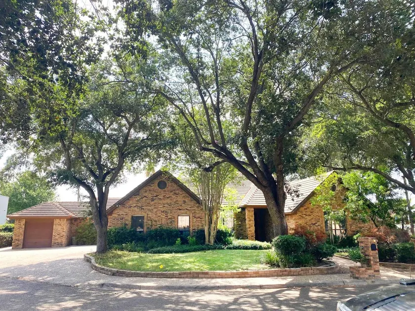 Beautiful Home 4bd in cimarron - Image 1