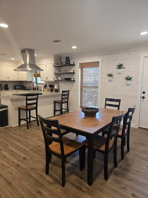 Vista Retreat - Image 1