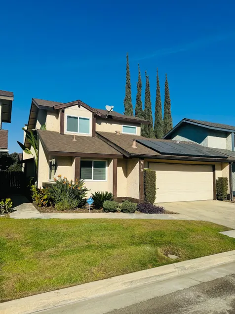 Private 4 bedroom home - Image 1