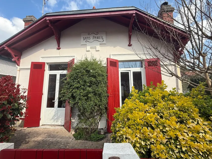 Arcachon Villa Downtown - Image 1