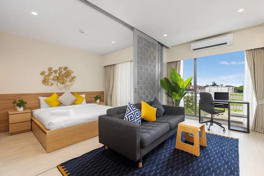1 BR luxury apartment in Laguna, car for rent. - Image 1