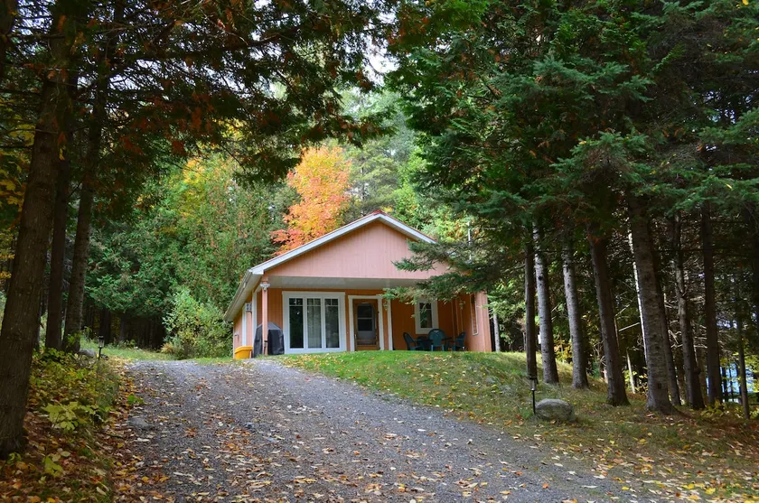 Chalet Esmeralda - Image 1