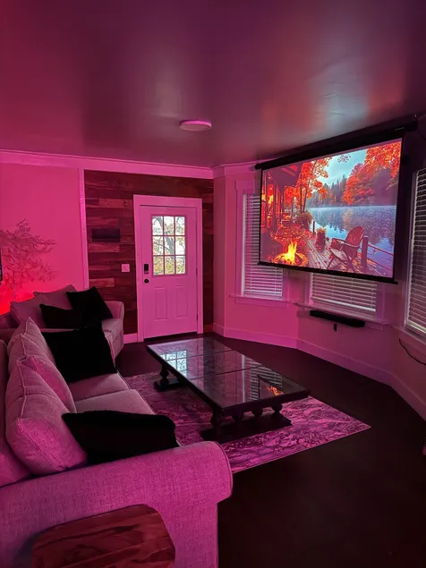 Strategic Suite- 2BD/1B/Wi-Fi/AC/HOT TUB - Image 1