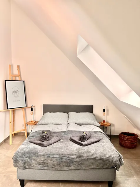 Cozy & modern fully equipped apartment - Image 1