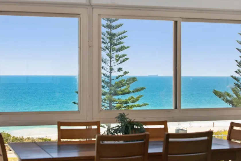 The Beachfront Cottesloe - Image 1