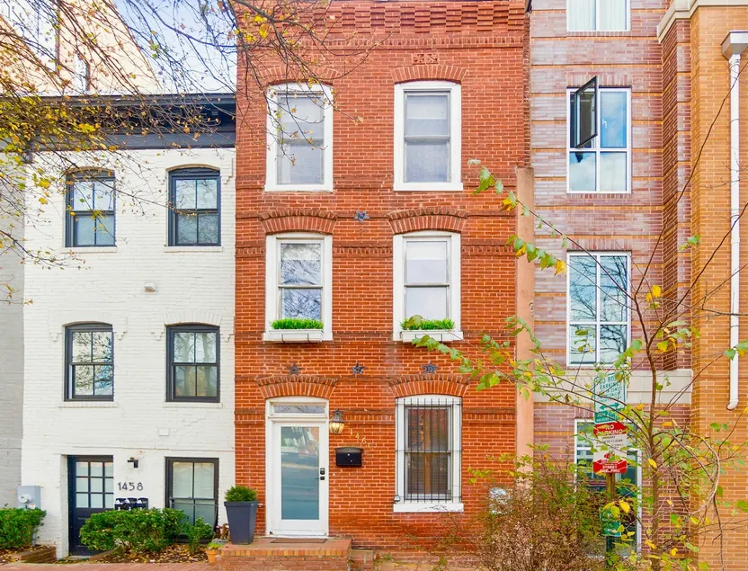 Designer-Perfect Townhouse on DC’s hottest block! - Image 1