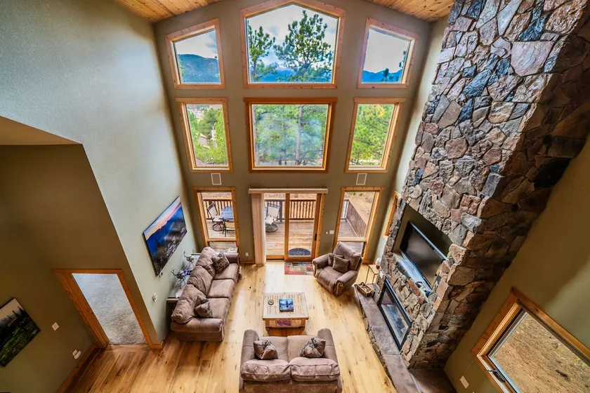 Walls of Glass + Iconic Longs Peak Views - Image 1