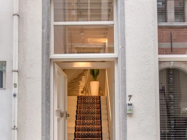 Y & L Villa Antwerp - Image 1