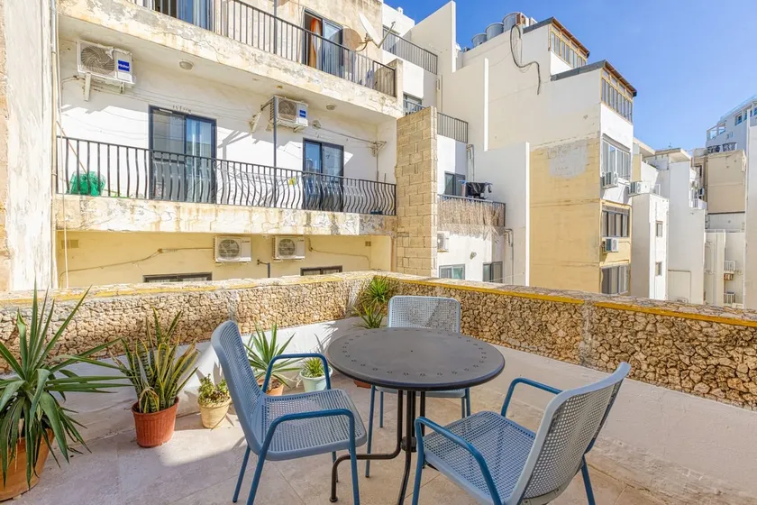Lovely Studio Near Sliema Promenade, Apt 2C - Image 1