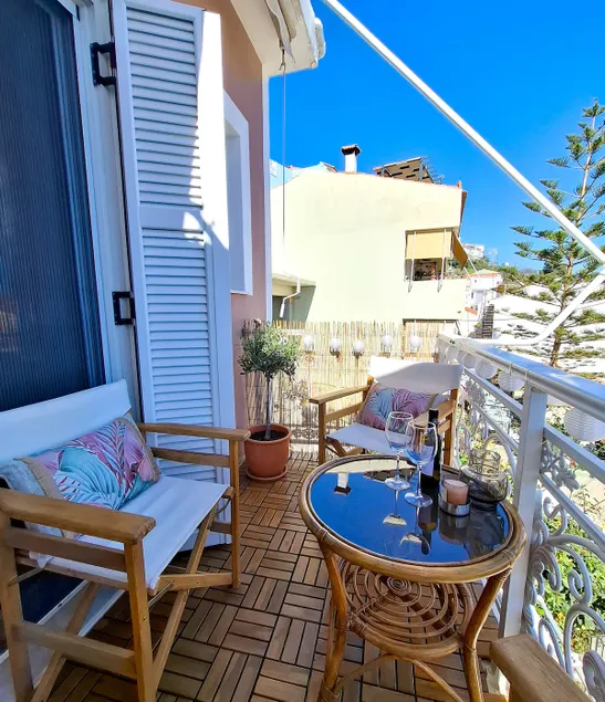 Blue Sky Apartments Pythagorion - Image 1