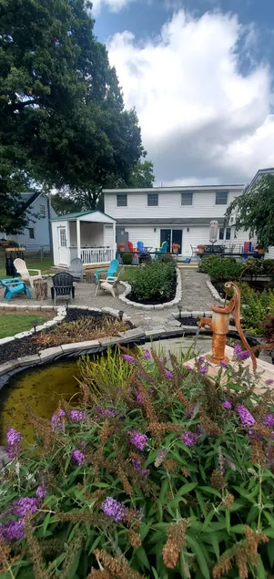 6beds-3bdrms/2ba near Watkins, Corning & Ithaca - Image 1