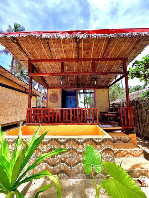 Beachfront Bungalows Bucana, El Nido - Image 1