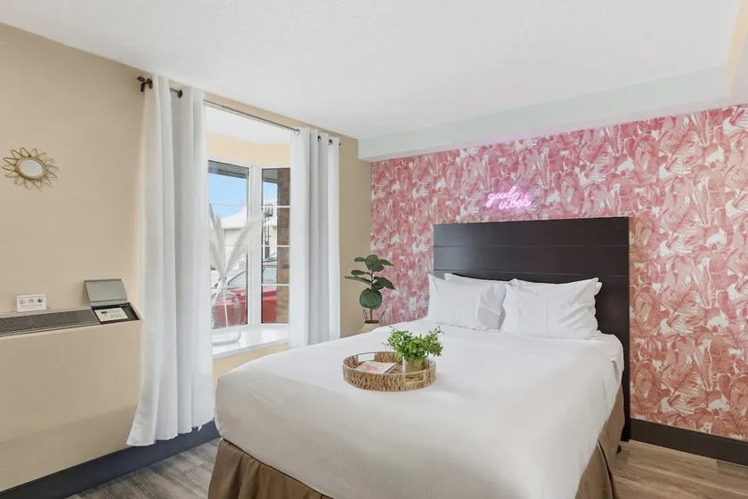 9 min drive to Falls! Tropical Studio Apartment - Image 1