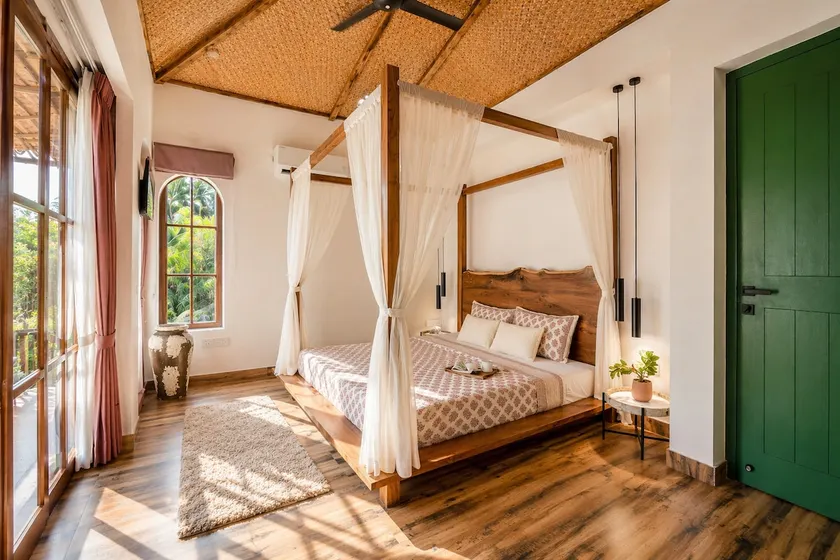 Pvt Pool Villa|Nr.Calangute Beach |Lazy Daze Stays - Image 1