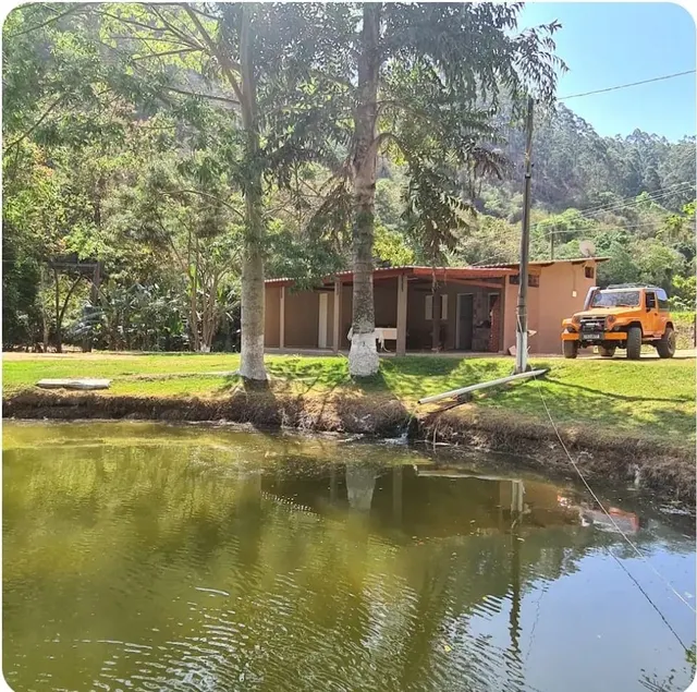 Cottage in the middle of nature - Image 1