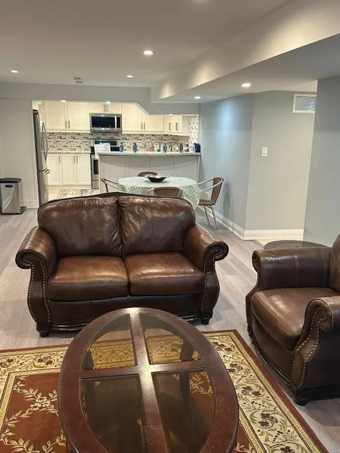 Basement: 3 Bedrooms Living Kitchen 2 Baths Gym - Image 1