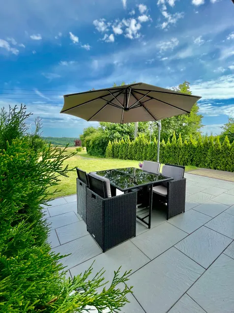5-Star Apartment, Terrace & View, Modern & Stylish - Image 1