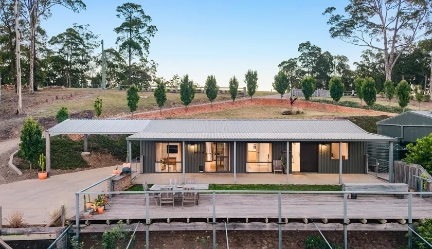 Acres & views - Image 1