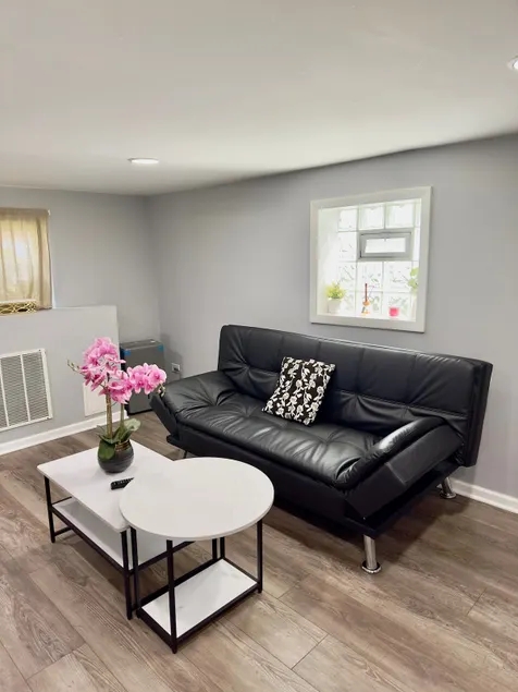 Little cozy garden unit in quiet Neighborhood - Image 1
