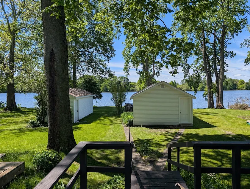 O-Be NehTah Cottage Lakefront near Pokagon! - Image 1