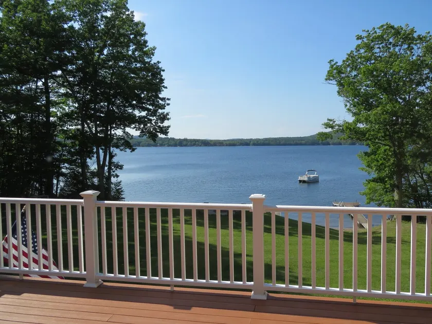 The Swan Lake House - Lakefront-Private Beach - Image 1