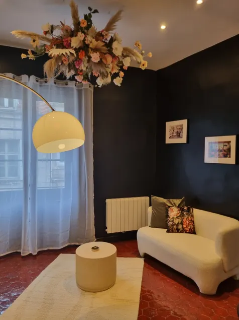 Eugene's apartment. - Image 1