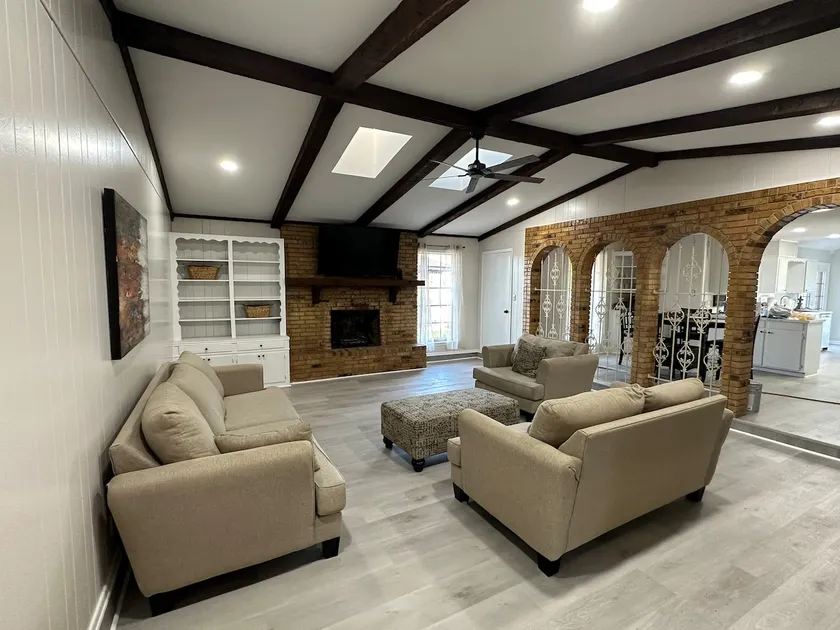 Spacious Home in North Bossier - Newly Renovated - Image 1
