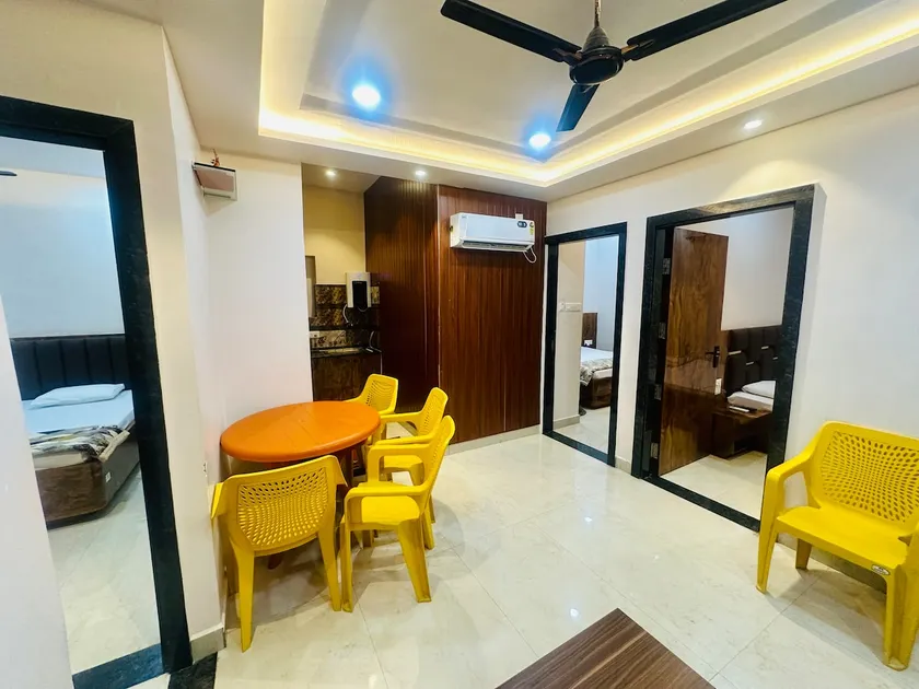 Radhe Krishna Homestay - Image 1