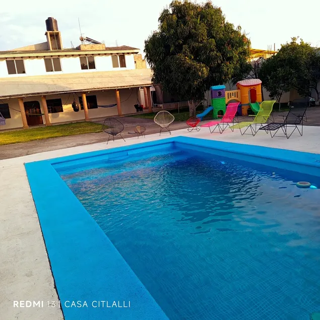 House with a heated pool in Atlatlahucan - Image 1