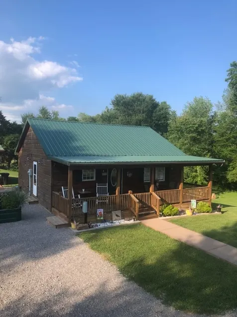 Cabin Near Dale Hollow - Image 1