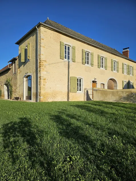 Ganibette House, renovated farmhouse - Image 1