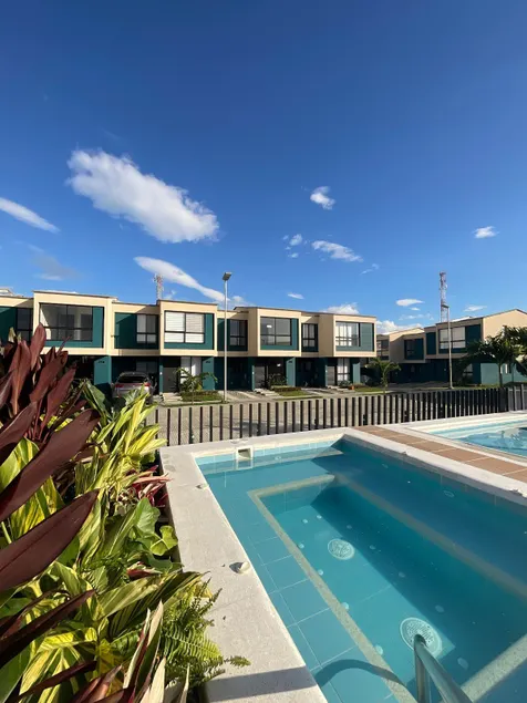 Tropical Eden, 4 minutes from the airport. House - Image 1
