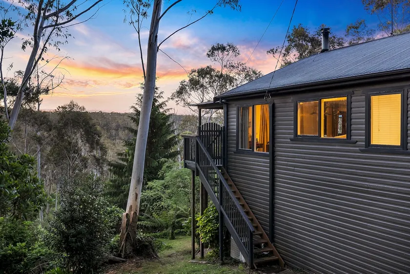 Down The Lane: Blackheath, Blue Mountains - Image 1