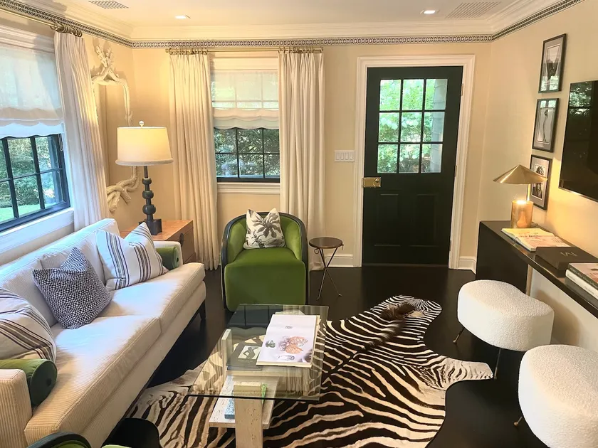 Elegant Hideaway: Cozy Cottage in Katonah, NY - Image 1