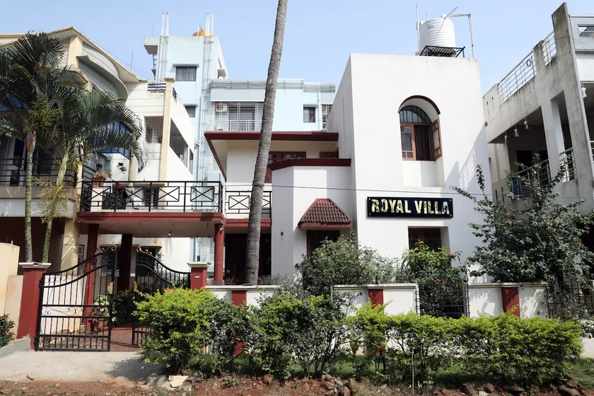 Royal Villa - Image 1