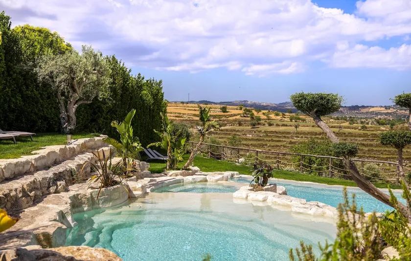 Gorgeous home in Giarratana - Image 1